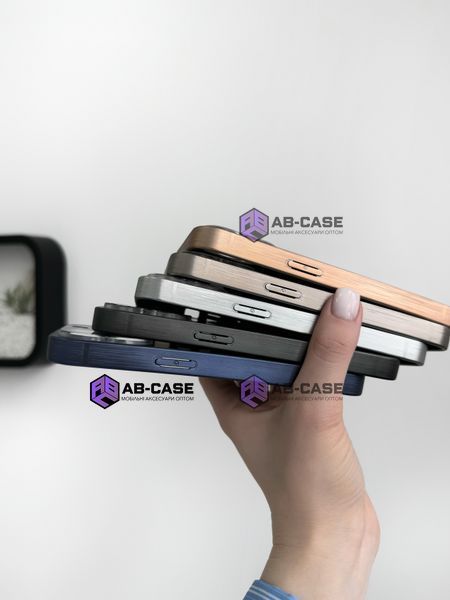 Чехол для iPhone 13 - AG Titanium Case with MagSafe с защитой камеры матовый White 3790040000005 фото